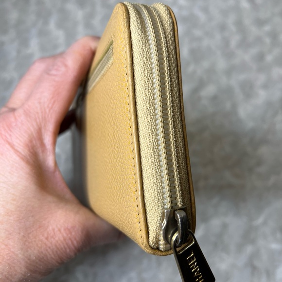 Chanel CC Caviar Leather Zip Around Wallet - Picture 4 of 13